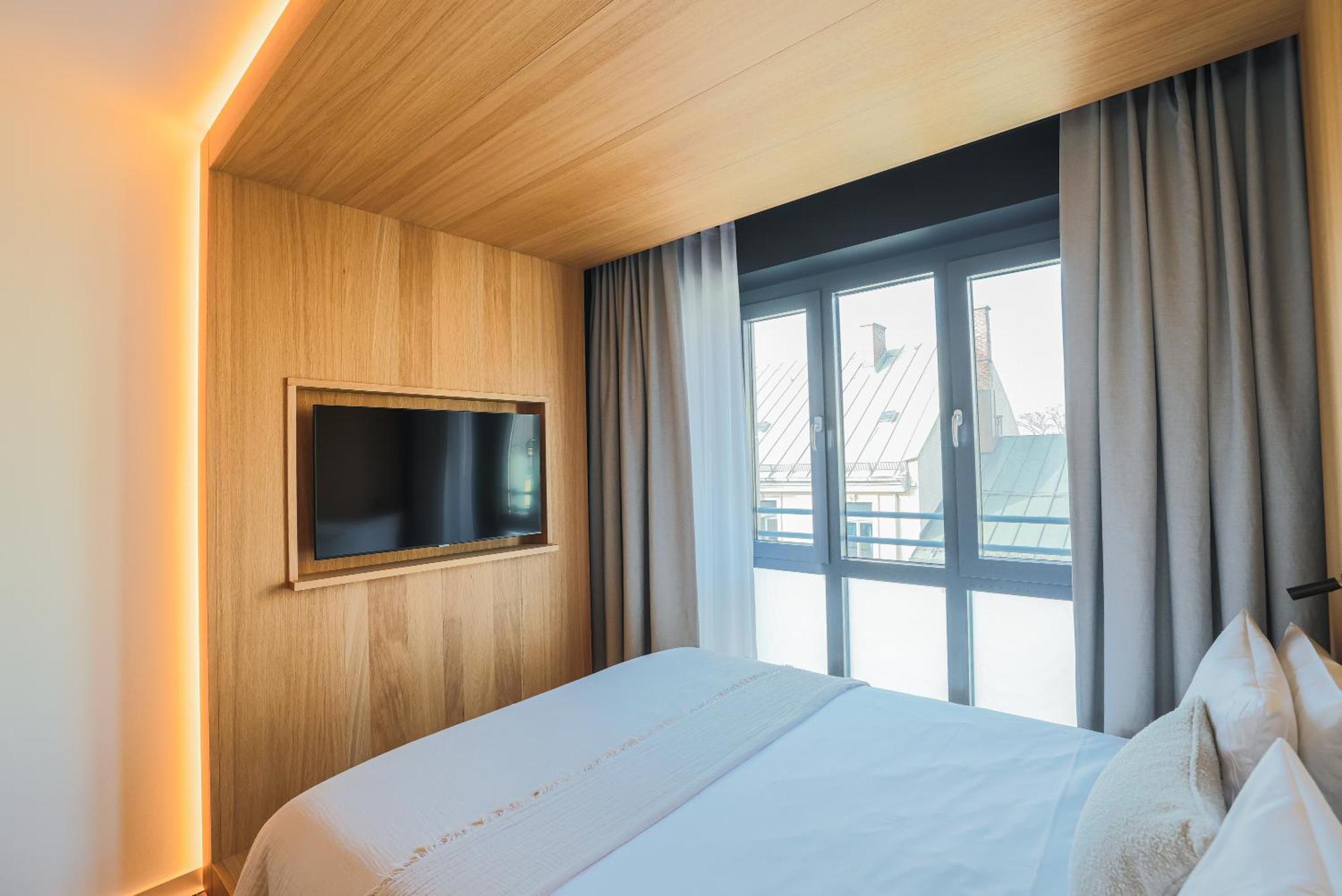 Hotel Hotello Schwabing 4*